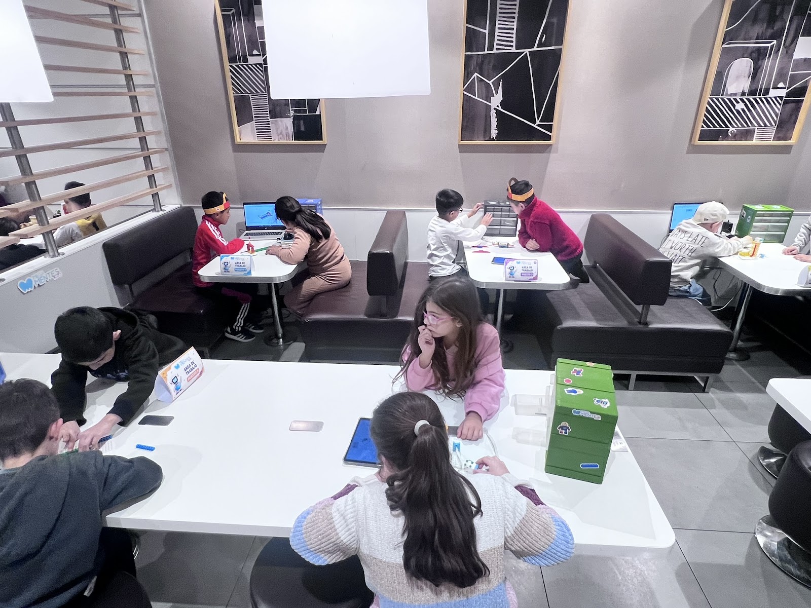 LEGO Experience McDonald's · Megamentes